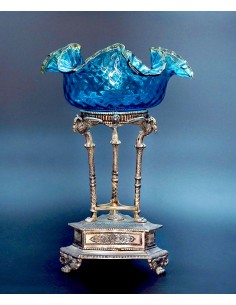 SPLENDIDĂ FRUCTIERĂ