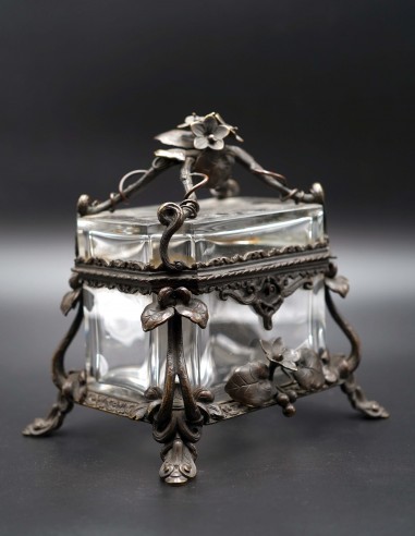 CASETĂ CU CAPAC BELLE ÉPOQUE