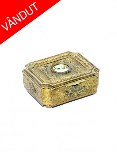 CASETĂ PENTRU BIJUTERII