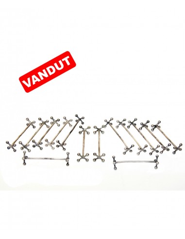 SET DE SUPORTURI PENTRU TACÂMURI...