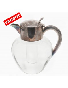 CARAFĂ CU CAPAC ŞI...