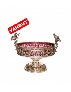 FRUCTIERĂ SAU BOMBONIERĂ