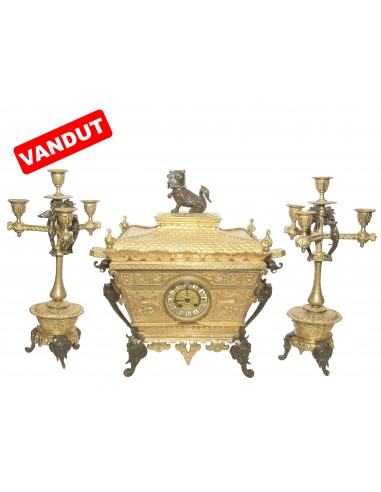 ANSAMBLU PENTRU ȘEMINEU